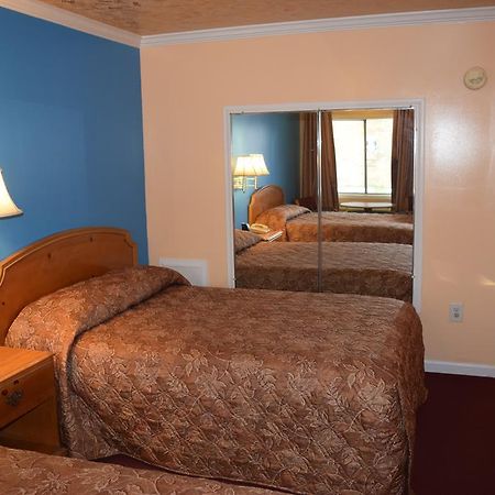 Fort Eustis Inn Ньюпорт-Ньюс Экстерьер фото