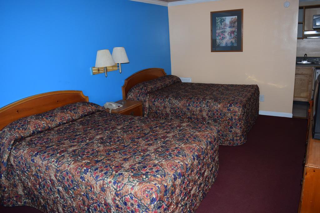 Fort Eustis Inn Ньюпорт-Ньюс Экстерьер фото