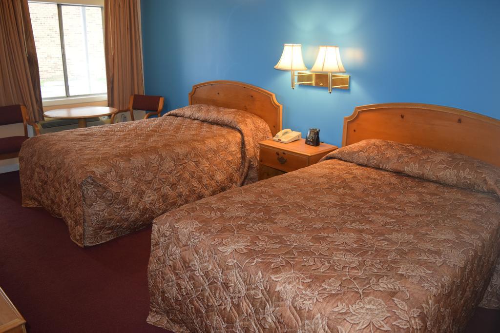 Fort Eustis Inn Ньюпорт-Ньюс Экстерьер фото