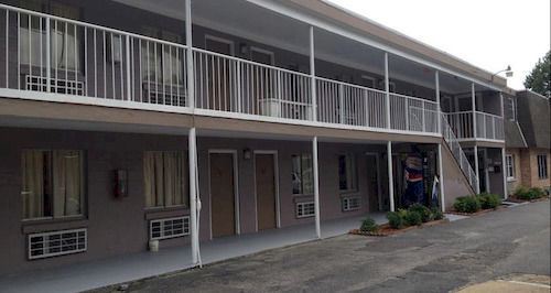 Fort Eustis Inn Ньюпорт-Ньюс Экстерьер фото