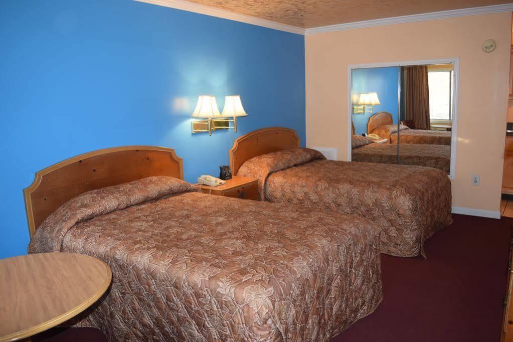 Fort Eustis Inn Ньюпорт-Ньюс Экстерьер фото